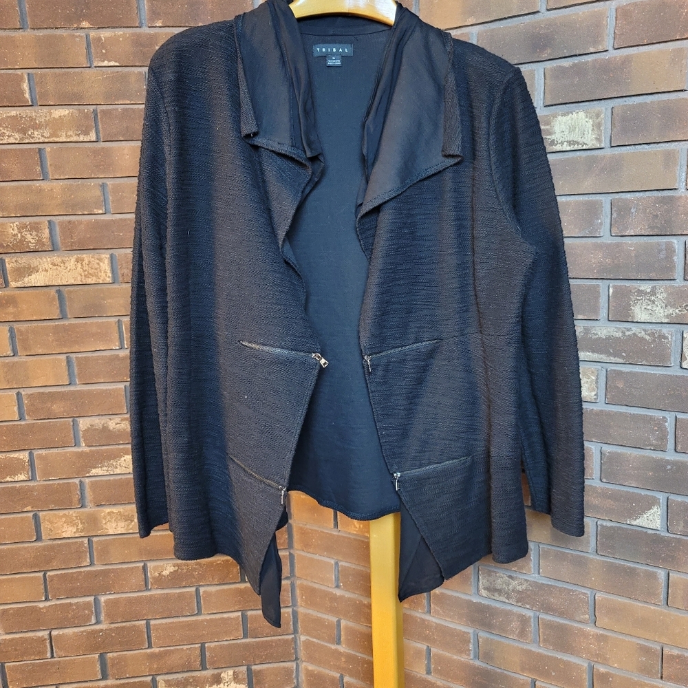 Tribal open front black semi fitted unlined blazer drape collar mixed media